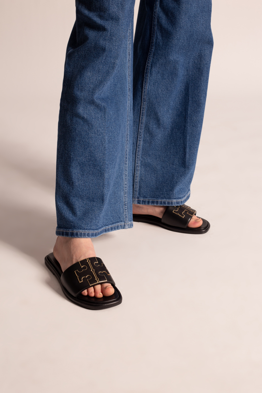 Tory burch hot sale blue slides